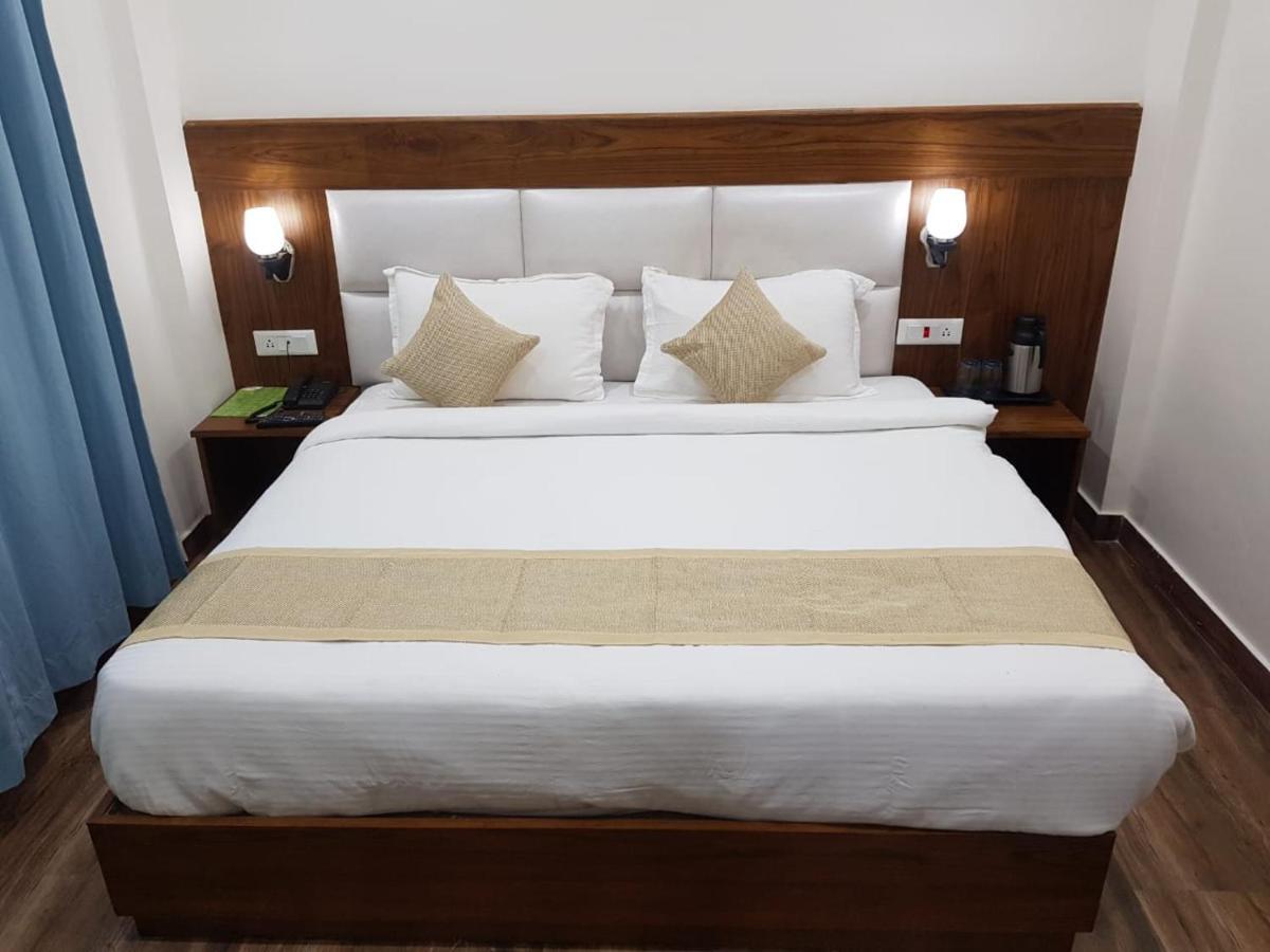 Hotel The Paal Шимла Экстерьер фото